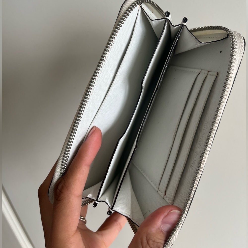 Michael Kors Crystal Wristlet Clutch - Picture 8 of 8